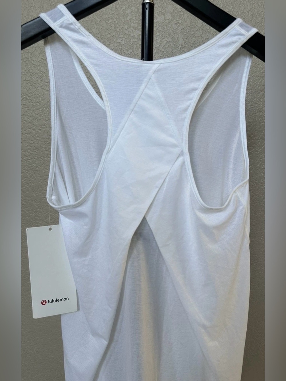 Lululemon Essential Tank Racerback PLEATED• WHITE• NWT•Size 2 - Picture 3 of 14